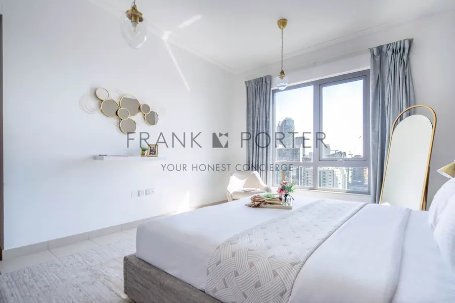 Modern 2BR in Downtown - Close to Dubai Mall | Ideal for Mid-Term Rental, Monthly & Weekely Stays | All Bills Inclusive