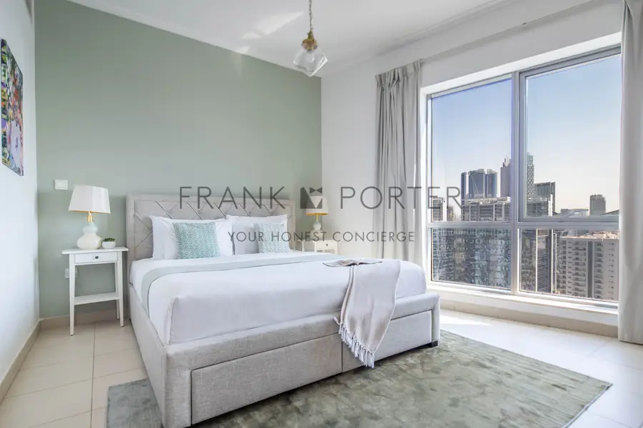 Modern 2BR in Downtown - Close to Dubai Mall | Ideal for Mid-Term Rental, Monthly & Weekely Stays | All Bills Inclusive