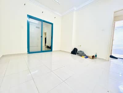 2 habitaciones Apartamento para en Alquiler en Al Qasimia, Sharjah - cf64f4e6-aab2-4e42-8871-026a624d06f2. jpeg