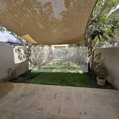 عرض مميز! فيلا للبيع مكونة من 3 غرف نوم، صف واحد، موقع متميز