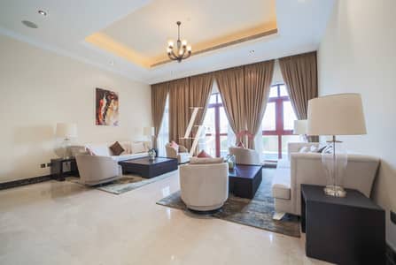 Large Family Home|Views across the Lake and Garden Large Family Home|Views across the Lake and Garden