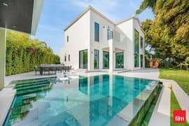 Turn Key I Miami Style I Full Privacy I Pool