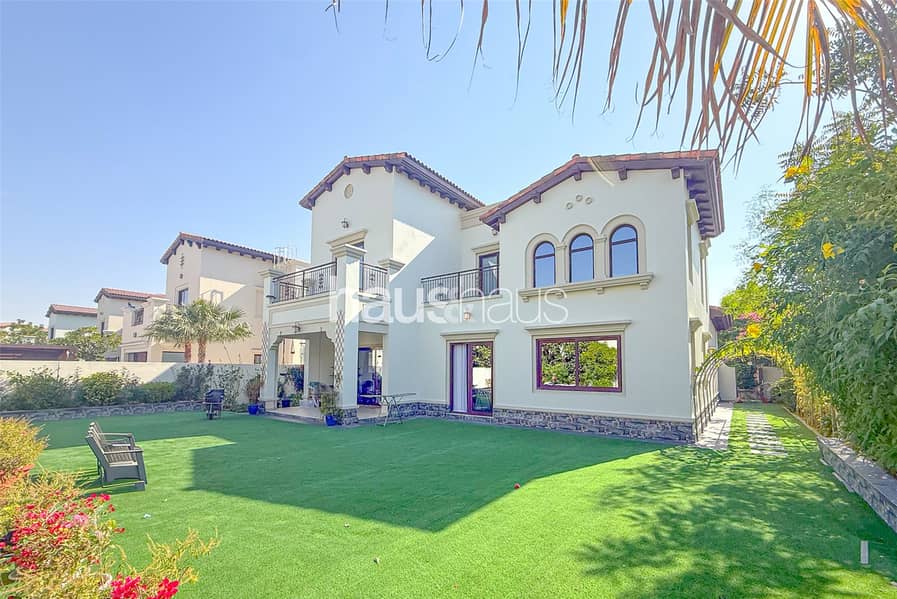 VOT | Double Height | Landscaped Garden VOT | Double Height | Landscaped Garden