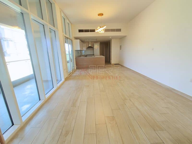 Spacious High-Floor Apartment | Private Balcony | Community Views Spacious High-Floor Apartment | Private Balcony | Community Views