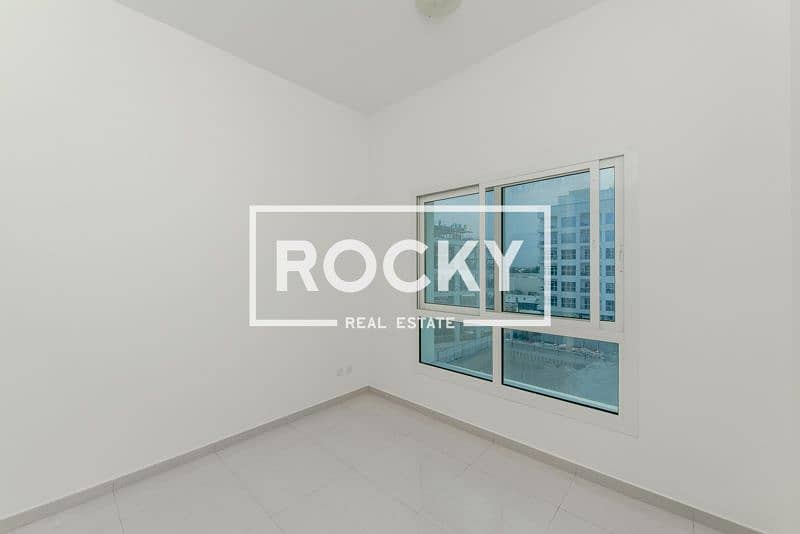 7 AlBarsha_MatarSaifBldg-2BR (7 of 17). jpg