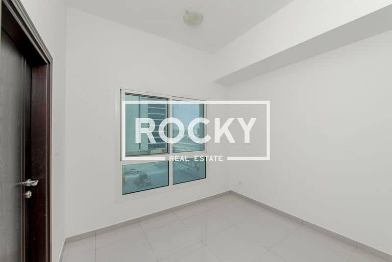 9 AlBarsha_MatarSaifBldg-2BR (11 of 17). jpg