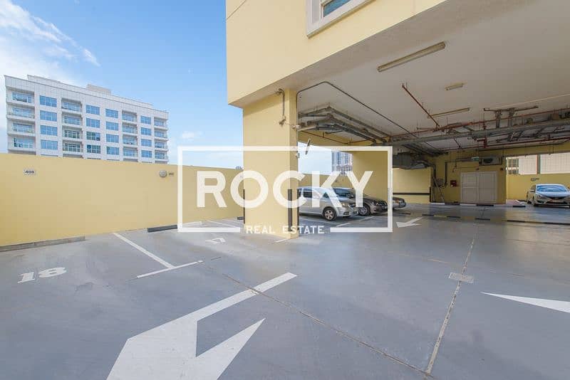 18 1. AlBarsha_MatarSaifBldg_Views&Amenities (14 of 18). jpg