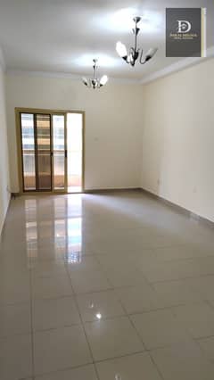 للبيع في الشارقة بمنطقة ًالقاسمية موقع مميز جدا شقة سكنية جديدة غرفيتن وصالة
