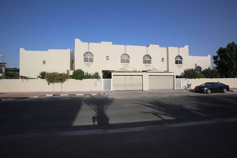 4 BHK + MAIDS ROOM - 2 MASTRE ROOMS WITH 1 MONTH FREE VILLA FOR RENT IN AL GARHOUD 4 BHK + MAIDS ROOM - 2 MASTRE ROOMS WITH 1 MONTH FREE VILLA FOR RENT IN AL GARHOUD