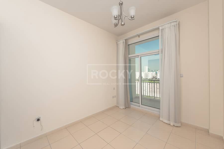 10 Q Point - Ghanima Bldg - 405 1BR WB (10 of 19). jpg