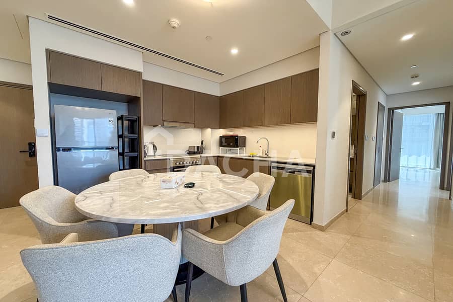 Burj Khalifa View | Fully Furnished | Luxurious | Bayut.com