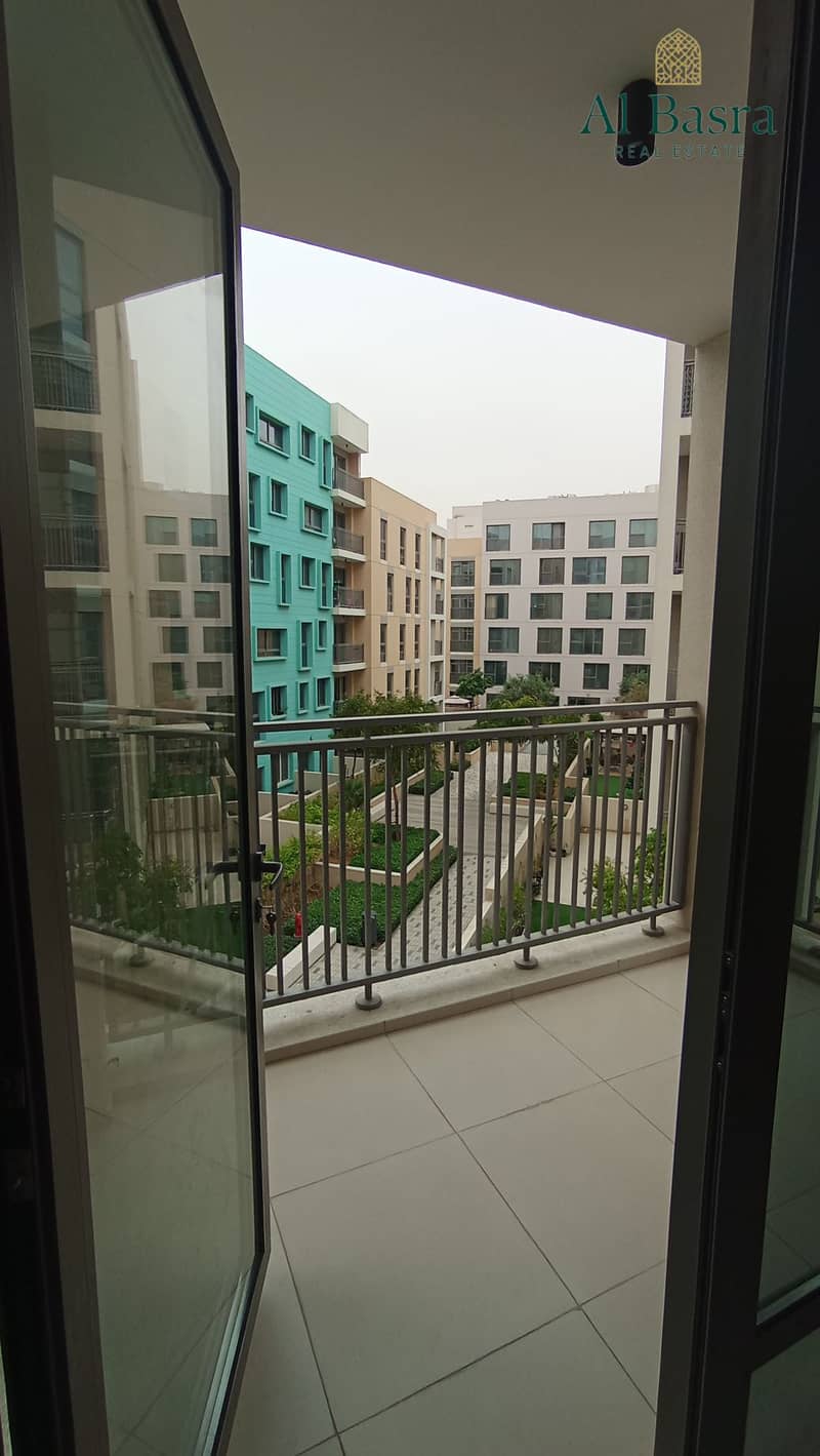 3 bright-living-area-sharjah-apartment. jpg