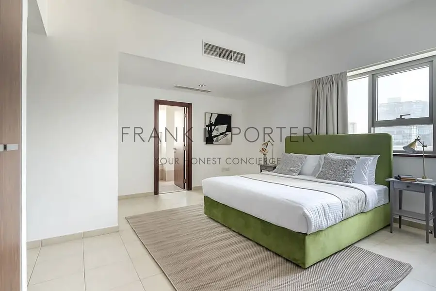 Modern 2BR in Business Bay w/ Burj Khalifa Views | Ideal for Mid - Term, Monthly & Weekely Stays | All Bills Inclusive