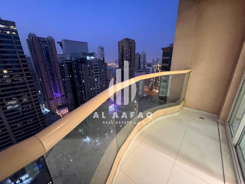 Most luxurious 2BHK| Master Bedroom | Free Parking | Free AC