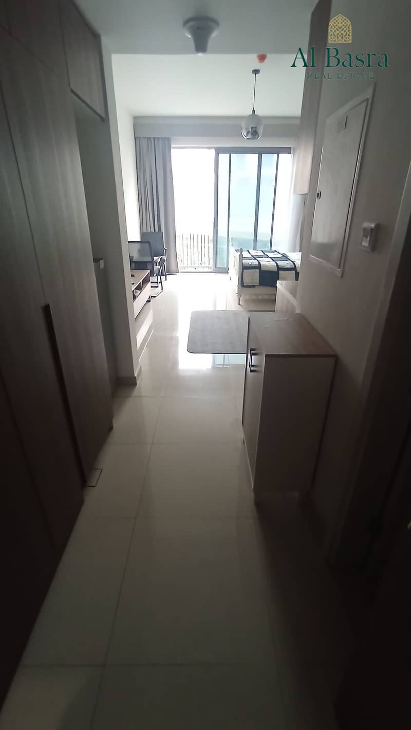 5 modern-kitchen-studio-flat-al-zahia. jpg