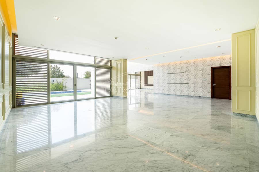 Vacant Contemporary 5BR Close To community Centre - Image 3