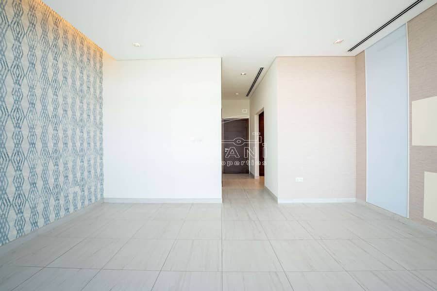 Vacant Contemporary 5BR Close To community Centre - Image 12