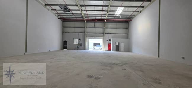 Warehouse para en Alquiler en Al Sajaa Industrial, Sharjah - WhatsApp Image 2026-02-26 at 14.40. 30. jpeg Warehouse para en Alquiler en Al Sajaa Industrial, Sharjah - WhatsApp Image 2026-02-26 at 14.40. 30. jpeg