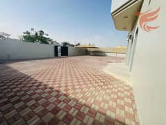 فیلا في الرفاع 3 غرف 65000 درهم - 14533227