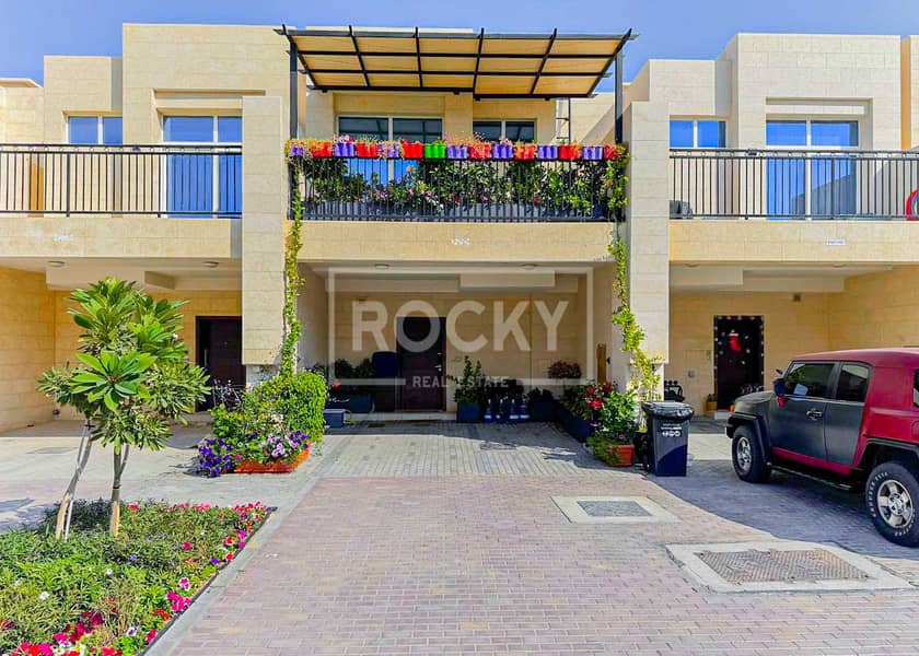 Stunning 3BHK | Perfect Location | Furnished Stunning 3BHK | Perfect Location | Furnished