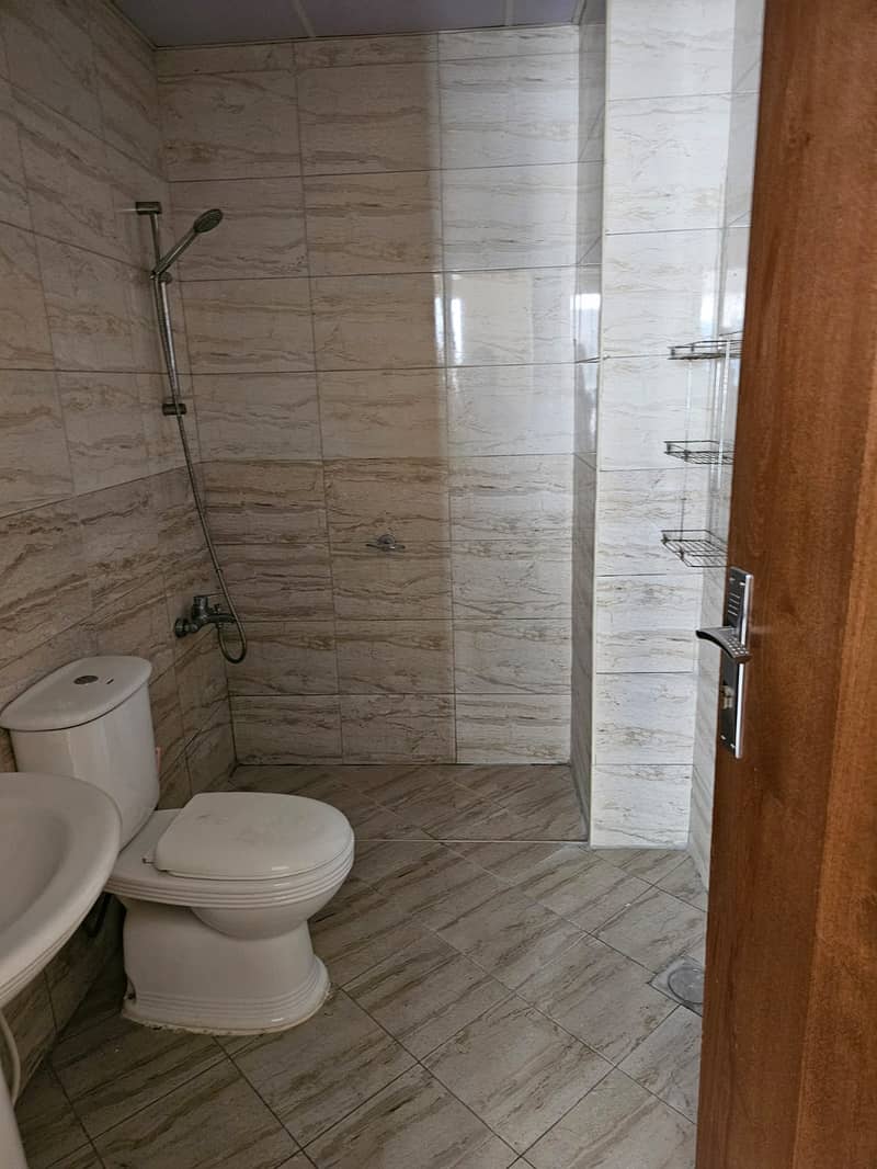 3 701 washroom. jpeg