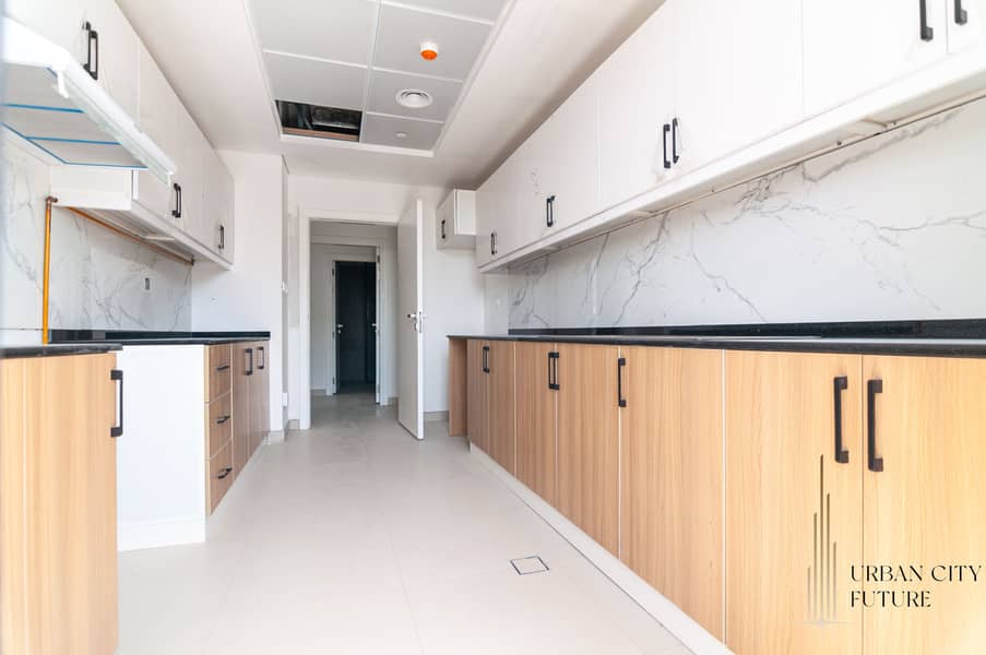 Premium and Spacious - Closed Kitchen - Special Offer for 1 Cheque