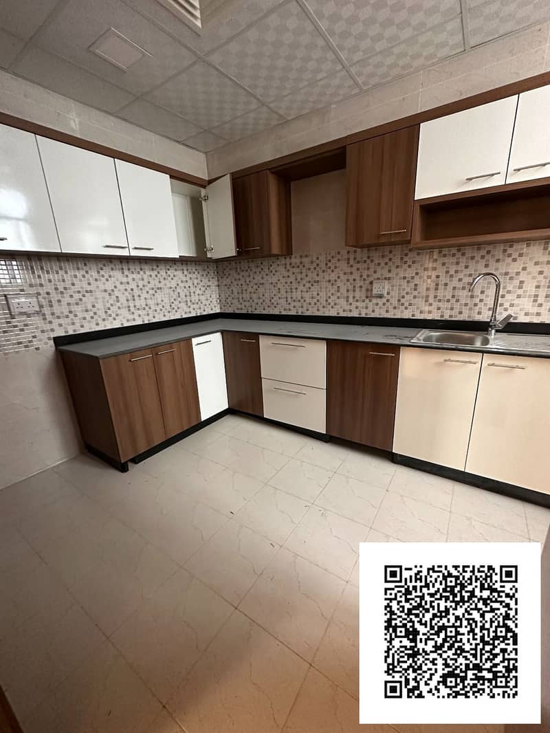 8 5cb6dea4-8272-444b-b335-aa327dfa8655. jpg