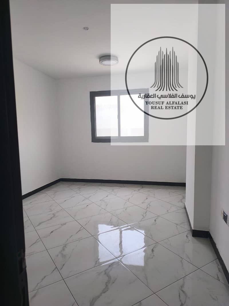 a one-bedroom apartment for annual rent in Al Jurf 2, Ajman, next to Delta Mall and close to Emirates Markets, in a vibrant location with easy access