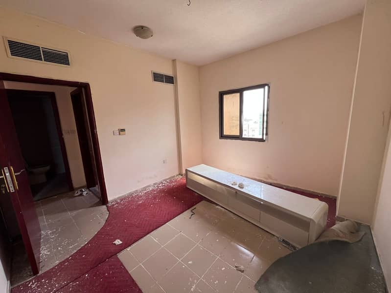 Beautiful one-bedroom apartments for annual rent at the lowest prices in Al Nuaimiya 2, Ajman. Located next to Afghan Kebab and very close to Kuwait S