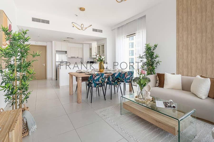 Vibrant 2BR with Partial Creek Harbour Views | Ideal for Mid- Term, Monthly & Weekely stay | All Bills Inclusive