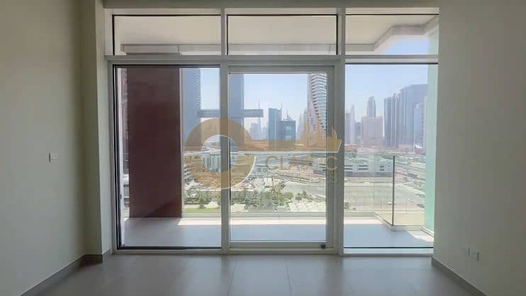 Bright Living | Open Kitchen | Park & Burj View