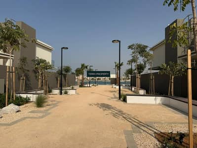 2 Schlafzimmer Townhouse zum Miete in Al Hamra Village, Ras Al Khaimah - Reihenhaus in Al Hamra Village,Falcon Island, 2 schlafzimmer, 95000 AED - 14538465 2 Schlafzimmer Townhouse zum Miete in Al Hamra Village, Ras Al Khaimah - Reihenhaus in Al Hamra Village,Falcon Island, 2 schlafzimmer, 95000 AED - 14538465
