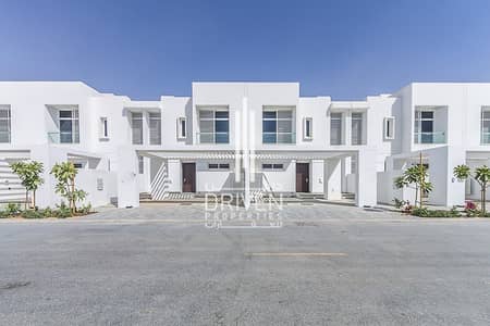 Rare Semi-Detached 3 BR Townhouse Type A Rare Semi-Detached 3 BR Townhouse Type A