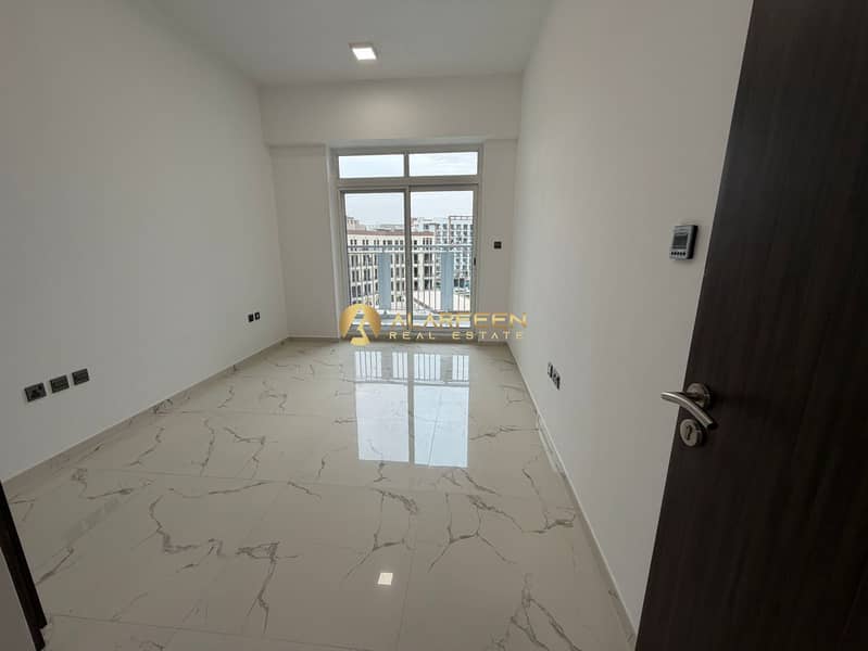 1 BHK | Best Amenities | Neat & Tidy | Open View