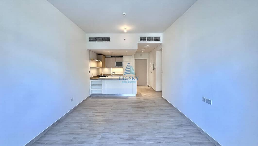 Well Maintained | Pool View | Ready to Move