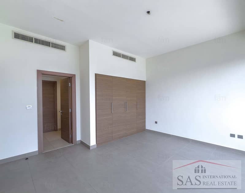 21 23. jpeg