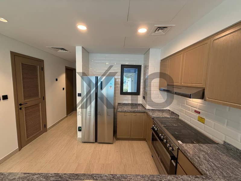 4BR Santorini Townhouse | Near Pool & Green Belt - 4