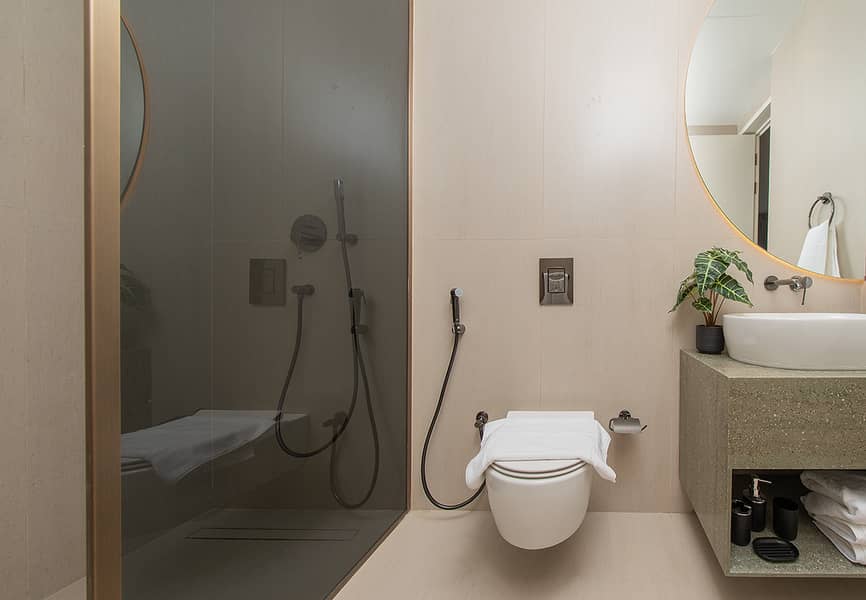 22 APT909RISERESIDENCES18. png