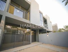 Prestigious Green Living | Signature Luxury Villa | Resale