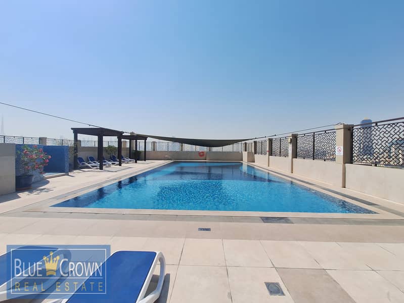 Luxury Feel | 1BR Apartment | with All Amenities