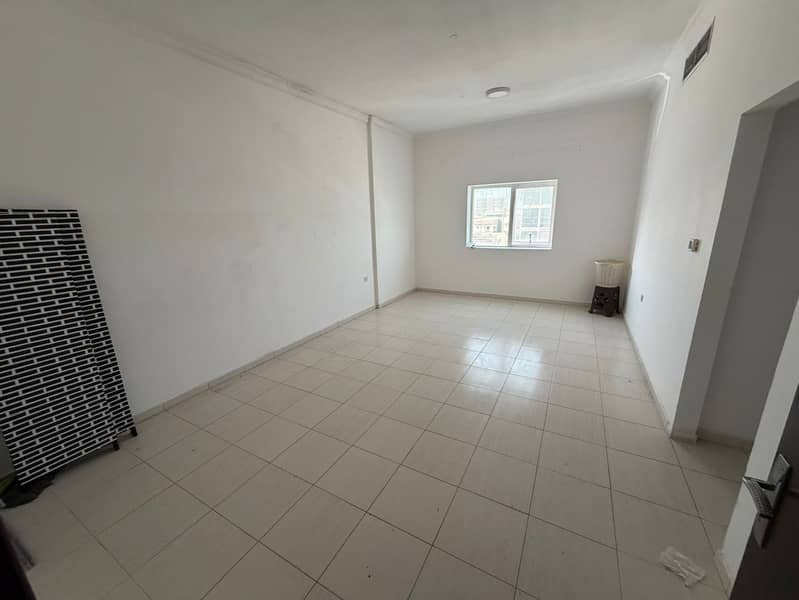 Apartment for annual rent in Al Rashidiya 1, Ajman, in a prime location next to Nesto Center and close to all daily services such as markets, restaura
