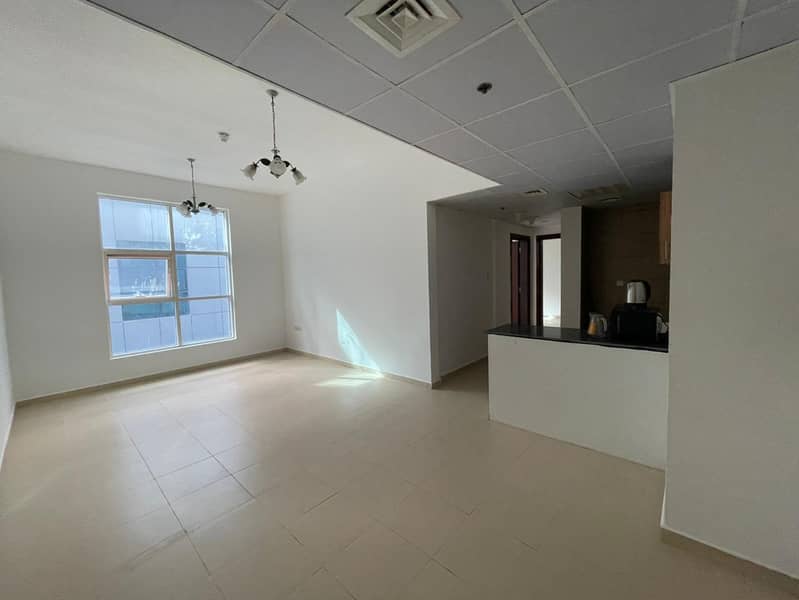 Two-bedroom apartment with a living room and private parking in the Cities Towers complex - at a special price in Al Nuaimiya, Ajman