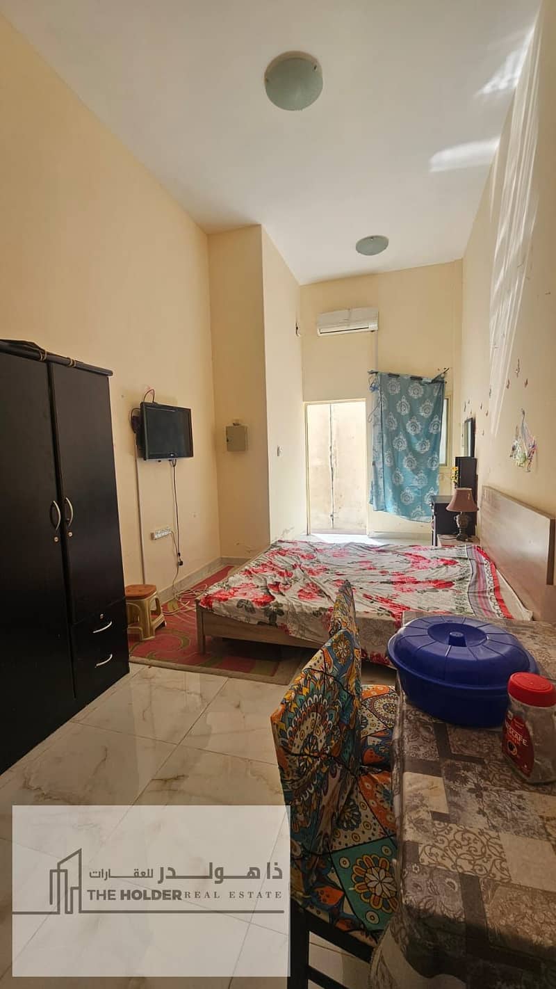 Studio for rent with electricity and water included