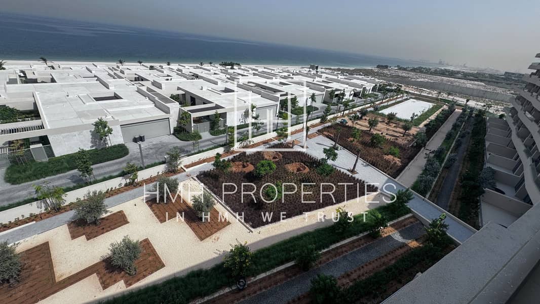 Spacious Sea View 1BR | 2 Bathrooms | Perfect for Families - Image 1