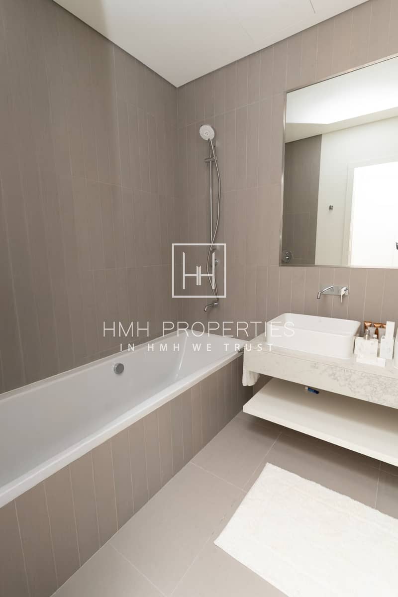 Spacious Sea View 1BR | 2 Bathrooms | Perfect for Families - Image 10