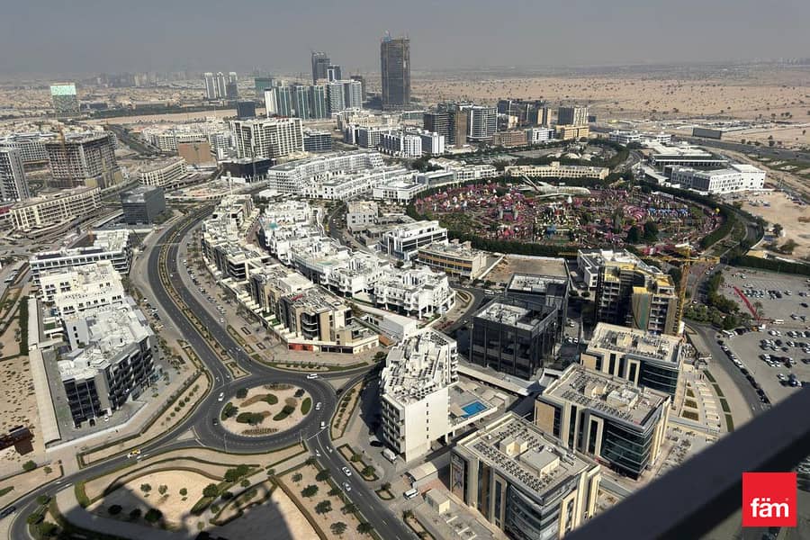 SemiFurnished | High Floor | Brand New | Luxury