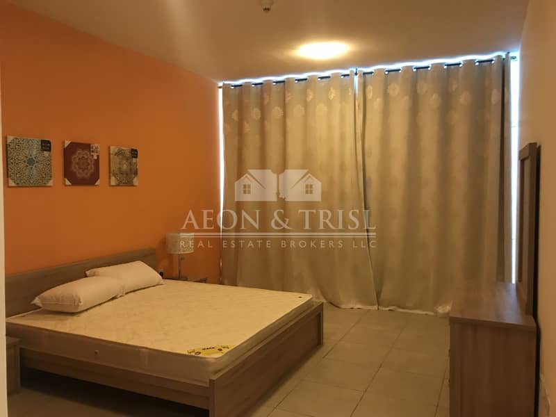 Huge 1 Bed on Mid Floor Huge 1 Bed on Mid Floor