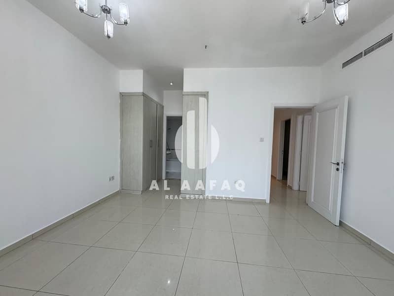 Spacious 2BHK| Master Bedroom| AC Free