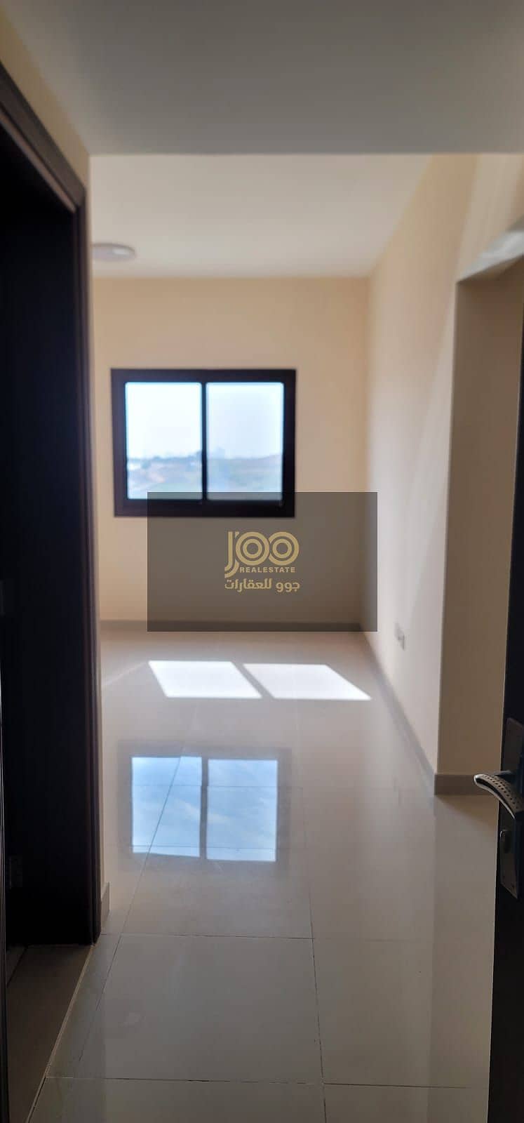 Close to the city entrance and main roads / First occupancy available for families in a quiet area