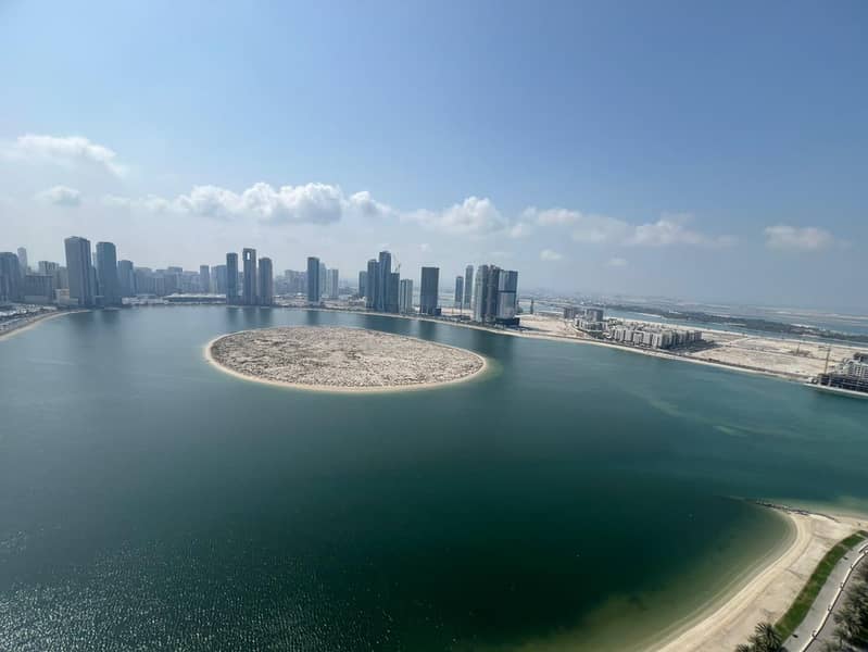 The most luxurious3BHK in Al Khan|free air conditioning|free parking|a master maid’s room|a laundry room|2 balconies with an open sea view